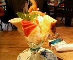 フルーツパフェ